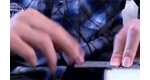 【拍客】高手在民间：钢尺帝怒弹进击的巨人