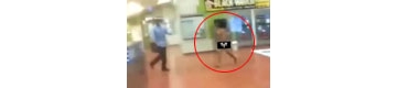 【拍客】全裸“体操男”大闹地铁偷袭女乘客