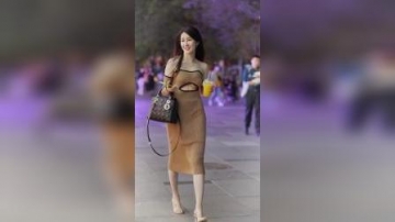 街拍上海街头的大美女气质真好