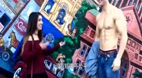 这才是健身男撩妹的正确打开方式，套路太深了