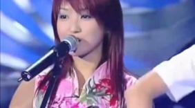 当年《超级女声》四大元帅张靓颖、何洁、周笔畅、李宇春夺冠首次同台