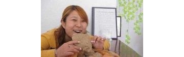 21岁女孩热爱吃土，14年吃土5000斤