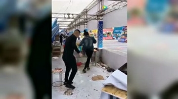 棒冰恶搞女友，透心凉啊