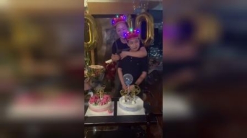 宋丹丹和大俊，一起过生日，现场也太嗨皮了！