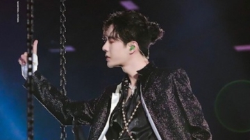 王一博《龙拳》太炸了！创意舞台燃炸全场不愧是酷盖