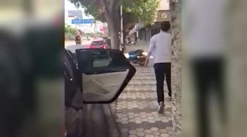 女汉子恶搞路人呢