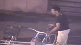 男子地铁站外偷车 骑了一圈不习惯返回换一辆