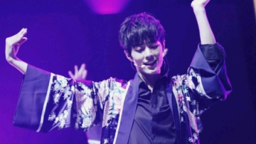 肖战终于东山再起！实力演绎金曲《极乐净土》，舞姿帅气歌声迷人