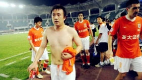 国足“亿元球员”身材像白斩鸡？王永珀反驳