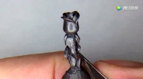 牛人在铅笔上刻出一朵玫瑰花，厉害了我的哥！