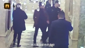 确认过眼神，民警仅凭一个眼神擒获在逃诈骗犯