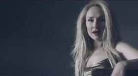 俄罗斯女声乐队MV，身材真辣！