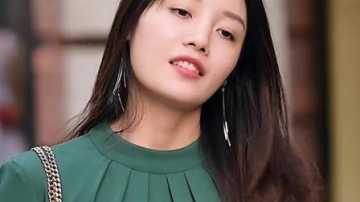 武汉街拍美女，小姐姐一个比一个漂亮，尤其是第13秒右边这位！