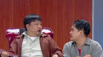 贾冰变身农民工搞笑体验高铁商务舱