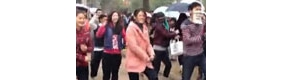 【拍客】大学生戴麻匪面具校内跳江南style