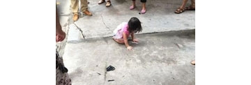 【拍客】广州2岁女童从5楼坠下 砸中汽车后站起