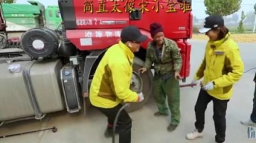 高手在民间：简直太像宋小宝啦