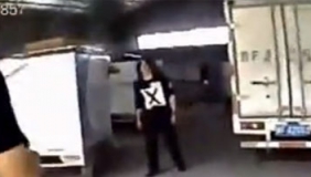 快递员刀捅3同事致1死2伤 辅警制止身中数刀!