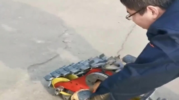 高手在民间，农村小伙自制的坦克履带，太厉害了！