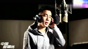 低沉男声翻唱陈奕迅的歌曲《好久不见》