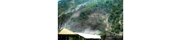 【拍客】实拍汶川草坡乡山体滑坡一瞬间 灾民慌忙逃离