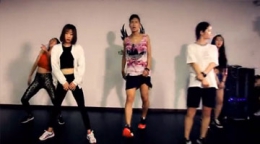 KING老师超帅气火爆随堂实拍再次袭来