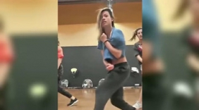 实拍国外美女疯狂热舞！舞蹈太有活力了！动感十足！