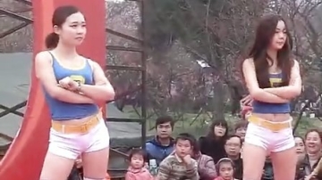 【拍客】舞蹈《江南Style》（2）——2013中国武汉东湖梅花节文艺演出！