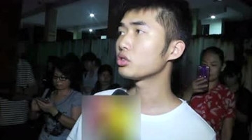 1300只狗被塞货车场面震撼 爱狗人士狂追解救