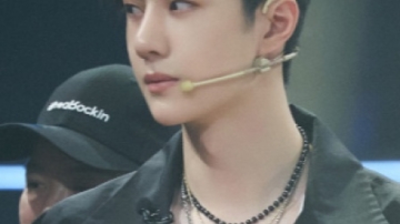 这就是街舞3：王一博重先甩头杀，还记得去年最火的甩头杀吗