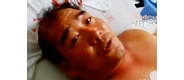 【拍客】吸毒男子持枪和砍刀 入室砍人抢钱