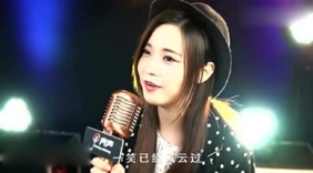 女声翻唱郑少秋粤语《笑看风云》经典重现 好听！