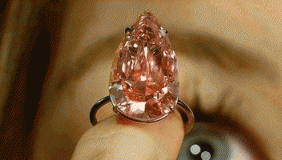 世界最大粉钻天价售出 史上最高3156万美元