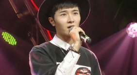 高颜值小哥哥邓佳坤“诱惑”来袭