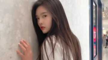 性感美女穿短裙热舞，太迷人了！