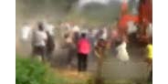 【拍客】网爆济南耕地被卖村民持棍火拼拆迁队