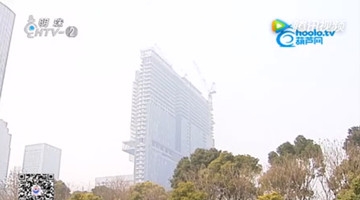 浙江现“纸片楼” 近50层楼高达百米 网友担心其被风吹倒