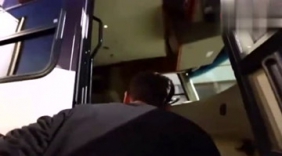 谢娜看到张杰立刻牵起手，真爱爆棚