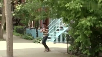 国外恶搞国外顶级恶作剧,这样搞笑不怕被别人打死吗