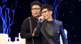 王为念，石头像扮女声唱《选择》