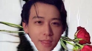 恶搞吃饭的路人