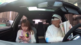 重伤车主恶搞乘客