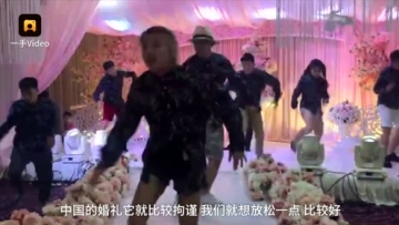 超酷！新娘在婚礼上大跳街舞 只为给新郎惊喜