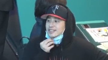 潘玮柏大病初愈首露面