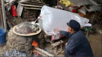 奇闻怪事，如果没人拍下来，永远不知道在做什么