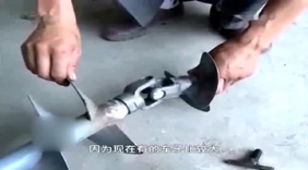 民间牛人发明卸粮设备，小发明带来大改变，农民的好帮手