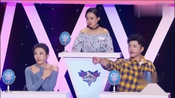 弹射奇侠邓飞虎挑战弹弓熄灭蜡烛，这样的石子打过去蜡烛不断？