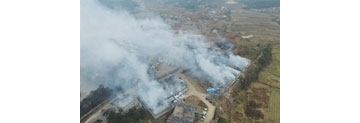 【拍客】航拍江西烟花爆炸厂现场 车间被夷为平地