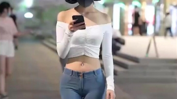 三里屯街拍，每天都能遇见的小姐姐，模特身材实名羡慕