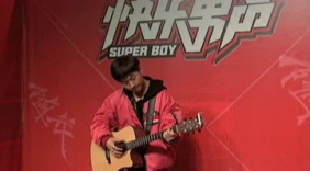 赵雷的《理想》加BEYOND的《光辉岁月》